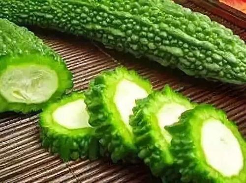 青云吃瓜,揭秘娱乐圈背后的那些事儿